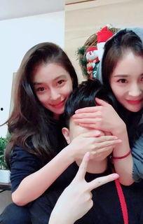 闺蜜们吃瓜娱乐圈